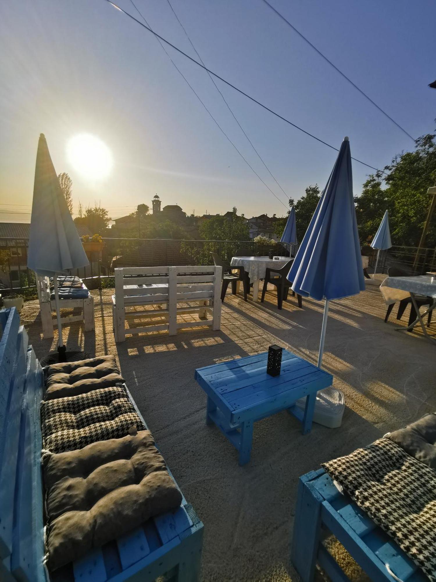 Gopo Guesthouse Elshani Exterior photo