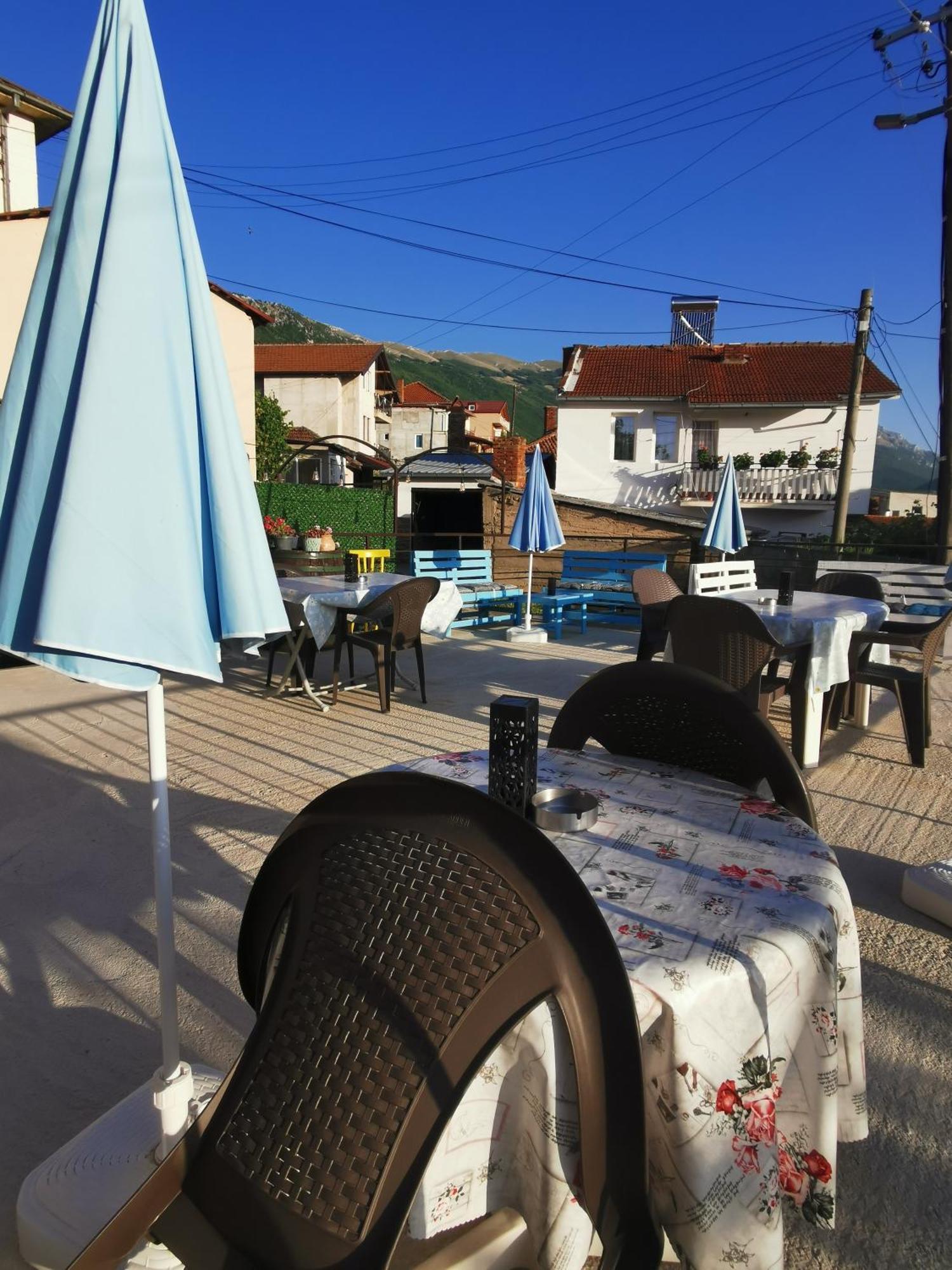 Gopo Guesthouse Elshani Exterior photo